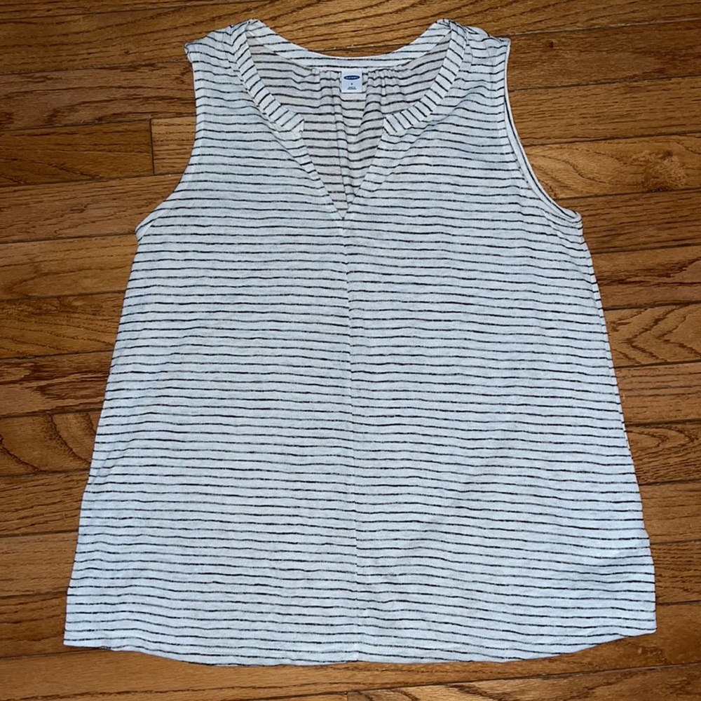Old navy white tank top